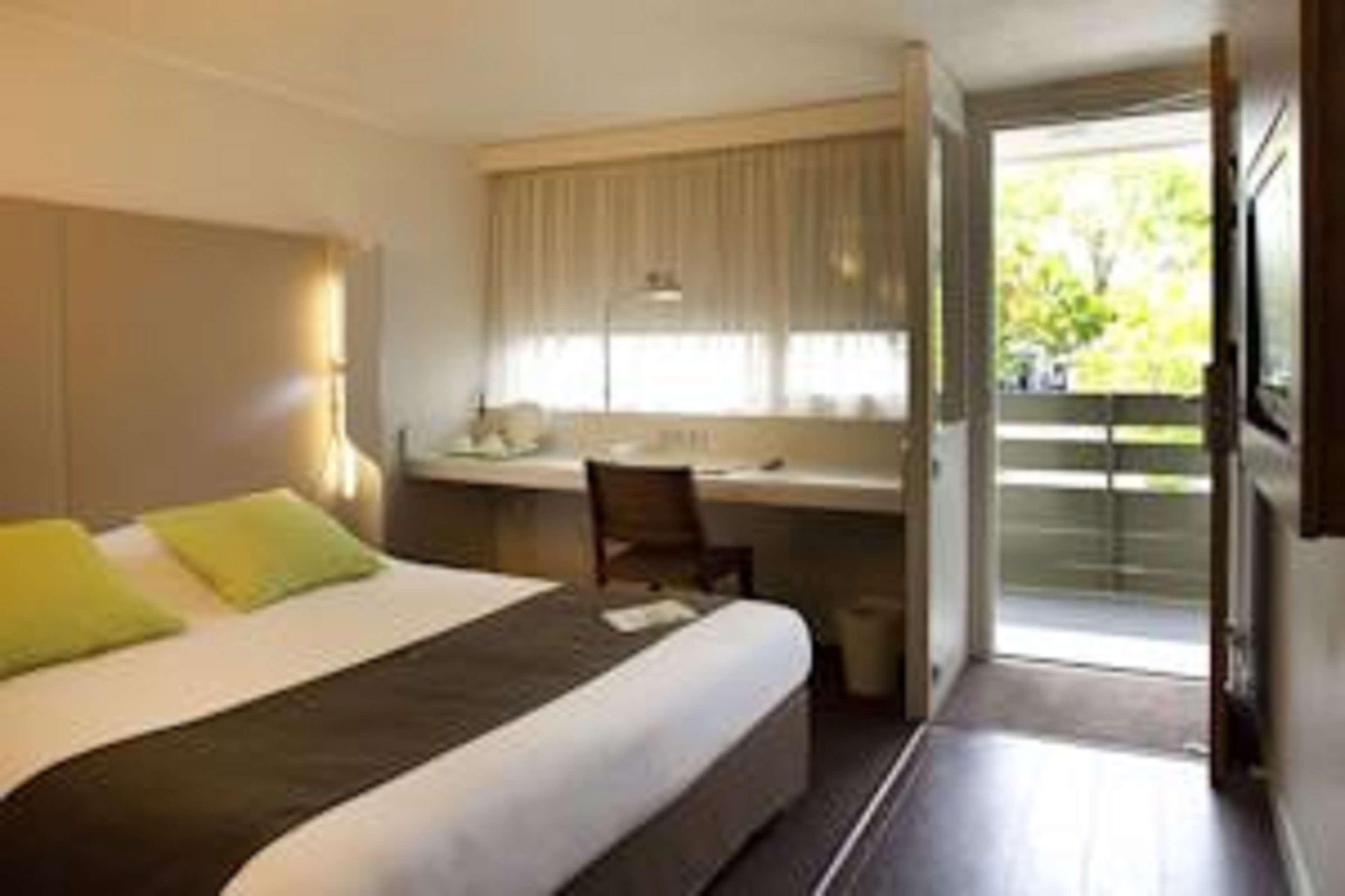 Hotel Campanile Montbeliard - Sochaux Exterior foto