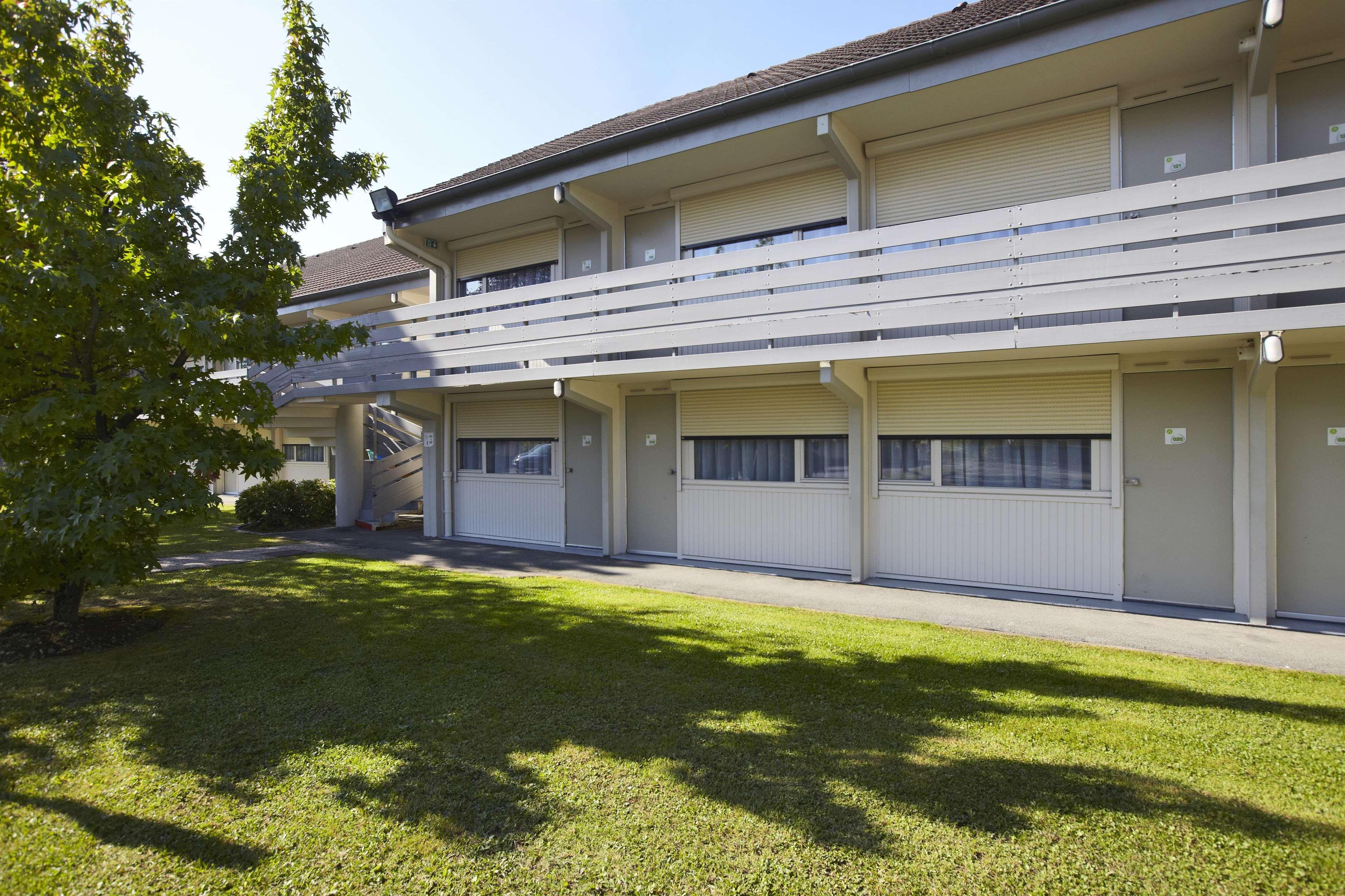 Hotel Campanile Montbeliard - Sochaux Exterior foto