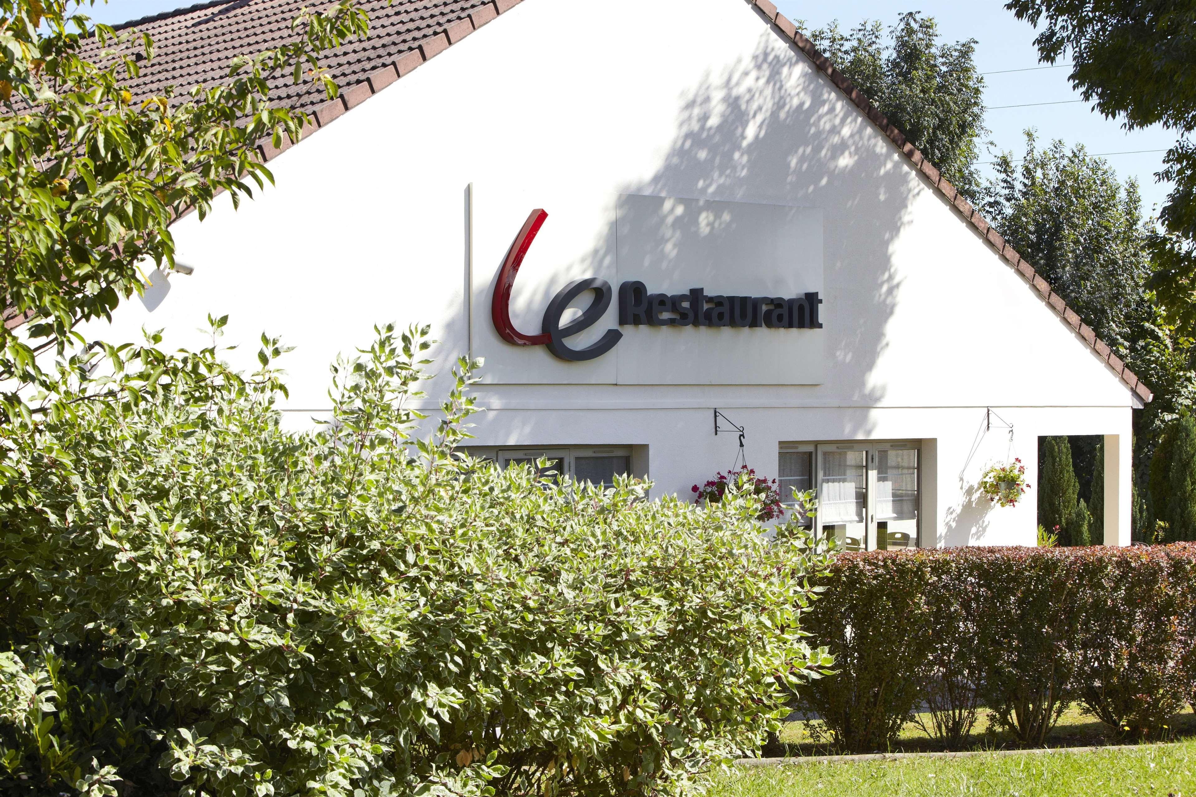 Hotel Campanile Montbeliard - Sochaux Exterior foto