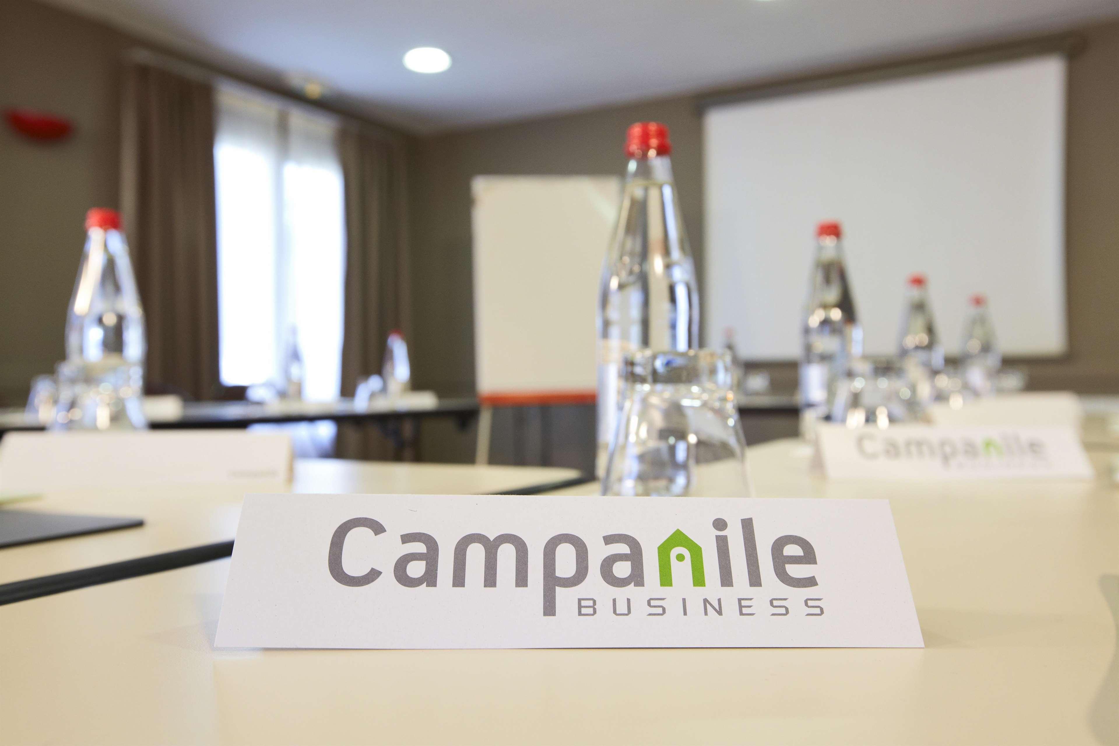 Hotel Campanile Montbeliard - Sochaux Exterior foto